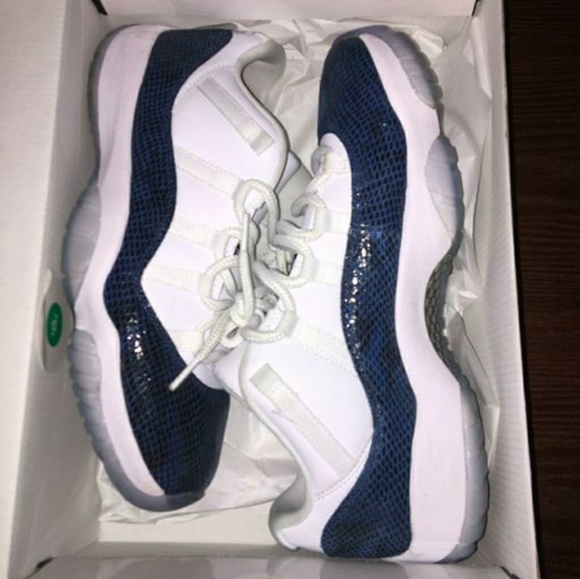 Jordan 11 \